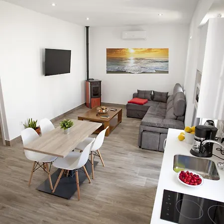 El Palomar Apartment